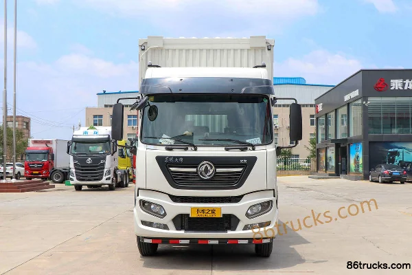Dongfeng Commercial Vehicle Tianjin KR Comfort Edition 220 hp 4X2(6 wheels) 6.8m Wing Opening Van Cargo Truck (High Roof Triple Sleeper) Ext
