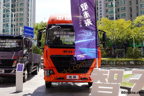 Sinotruk HOWO G5X medium truck 2019 model 210hp 4X2(6 wheels) 6.75m half-panel stake cargo truck Exterior (2) | 86Trucks