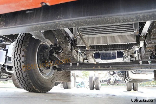 Sinotruk HOWO G5X medium truck 2019 model 210hp 4X2(6 wheels) 6.75m half-panel stake cargo truck Chassis (2) | 86Trucks