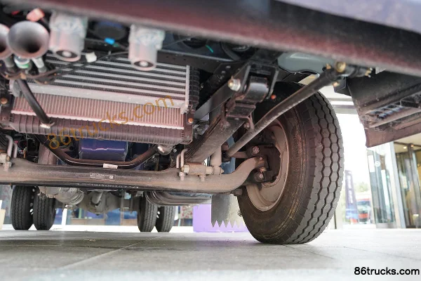 Sinotruk HOWO Tongsai 130 hp 4X2(6 wheels) 4.15 m Single Row Van Light Truck (China VI) Chassis (3) | 86Trucks