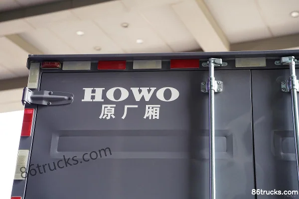 Sinotruk HOWO Tongsai 130 hp 4X2(6 wheels) 4.15 m Single Row Van Light Truck (China VI) Body (3) | 86Trucks