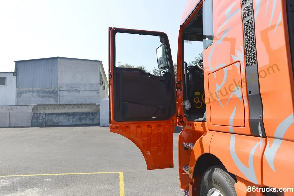 Sinotruk Sitrak G7 Heavy Truck 550 hp 6X4(10 wheels) Tractor Truck (China VI) Cab (2) | 86Trucks