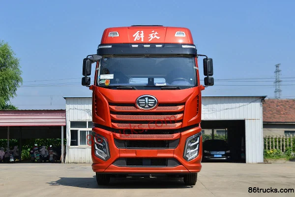 FAW Jiefang J6V Heavy Truck Northern Edition 520 hp 6X4(10 wheels) AMT Automatic Tractor Truck Exterior (2) | 86Trucks