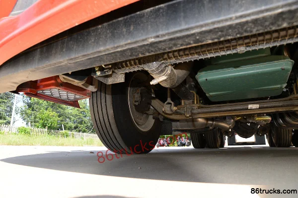FAW Jiefang J6V Heavy Truck Northern Edition 520 hp 6X4(10 wheels) AMT Automatic Tractor Truck Chassis (2) | 86Trucks