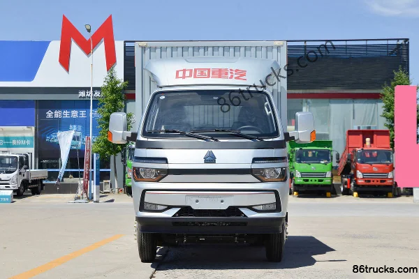 Sinotruk HOWO Xiaoshuai 130hp 4X2(6 wheels) 3.6m Single Row Van Light Truck (Hydraulic Brake) Exterior (2) | 86Trucks