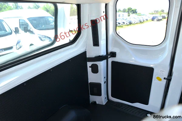 JMC New Transit 122hp 5-Seat 2.0T Diesel Low Roof Multi-Purpose Passenger Vehicle (China VI) Body (3) | 86Trucks