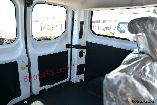 JMC New Transit 122hp 5-Seat 2.0T Diesel Low Roof Multi-Purpose Passenger Vehicle (China VI) Body (2) | 86Trucks
