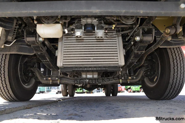 Foton Times Leader 5 Blue Bull King 150hp 4X2(6 wheels) 4.18m Single Row Stake Light Truck Chassis (1) | 86Trucks