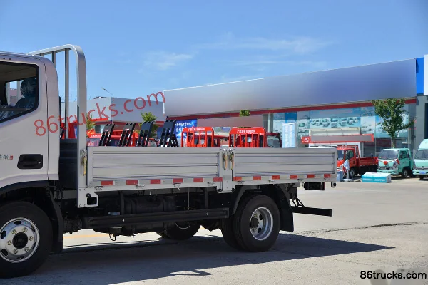 Foton Times Leader 5 Blue Bull King 150hp 4X2(6 wheels) 4.18m Single Row Stake Light Truck Body (1) | 86Trucks