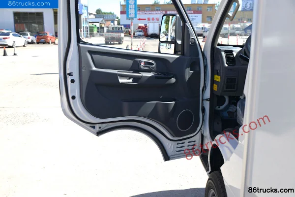 Feidi DX Lexiang 1.9L 102 hp 4X2(6 wheels) 3.6m single-row van mini truck Cab (2) | 86Trucks