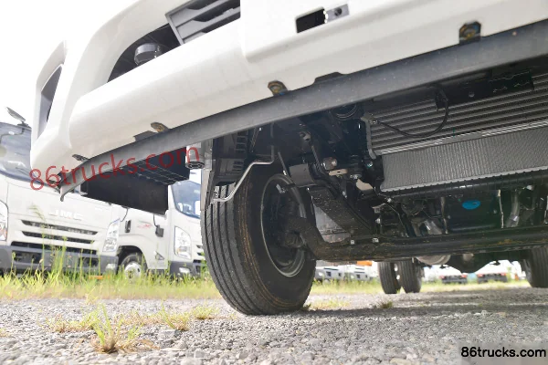 JMC Kaiyun+ Wide Body 146hp 4X2(6 wheels) 3.2m Double Row Flatbed Light Truck (China VI) Chassis (2) | 86Trucks