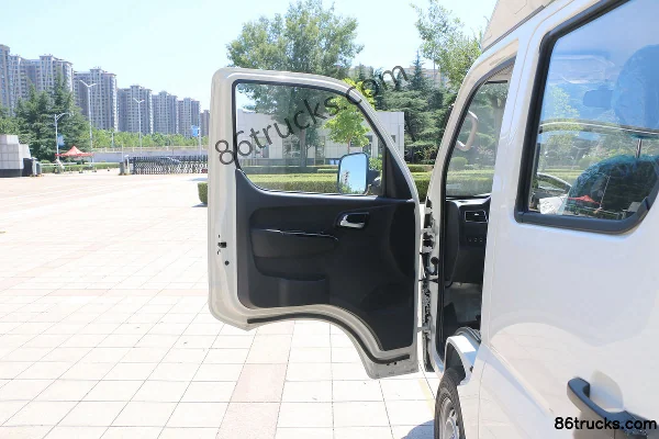 Foton Xiangling M1 Luxury 1.6L 122hp 4X2(6 wheels) Gasoline 2.55m Double Row Van Mini Truck (China VI) Cab (1) | 86Trucks