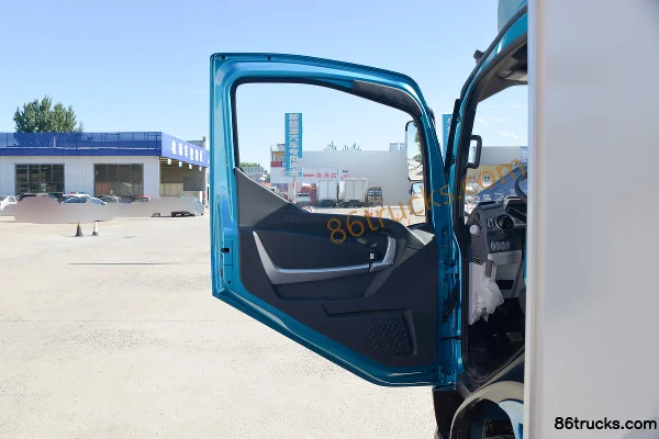 Feidi W5 150hp 4X2(6 wheels) 4.16m Single Row Van Truck Cab (1) | 86Trucks