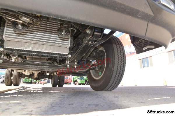 Feidi W5 150hp 4X2(6 wheels) 4.16m Single Row Van Truck Chassis (3) | 86Trucks