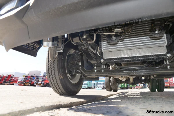 Feidi W5 150hp 4X2(6 wheels) 4.16m Single Row Van Truck Chassis (2) | 86Trucks