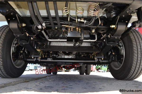 Heibao Auto Express Leopard 1.6L 122 hp 4X2(6 wheels) Gasoline 3.3m single-row flatbed micro truck (China VI) Chassis (1) | 86Trucks