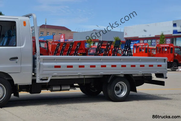 Heibao Auto Express Leopard 1.6L 122 hp 4X2(6 wheels) Gasoline 3.7m single-row flatbed micro truck (China VI) Body (1) | 86Trucks