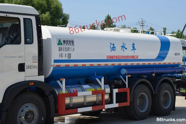 Sinotruk HOWO TX 290 ch 6X4(10 roues) camion citerne d'arrosage LNG (marque Luye) Carrosserie (1) | 86Trucks