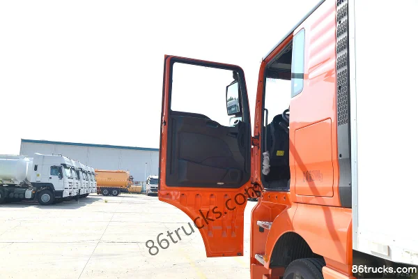 Sinotruk Sitrak SITRAK G7 510 hp 8X4(12 wheels) 9.45m AMT Automatic Refrigerated Truck Cab (1) | 86Trucks