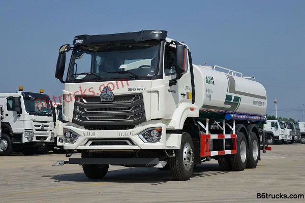 Sinotruk HOWO N5G 310hp 6X4(10 wheels) Water Sprinkler Truck (Lvye Brand) Exterior (3) | 86Trucks