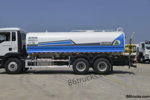 Sinotruk Sitrak SITRAK C5H 310hp 6X4(10 wheels) Water Sprinkler Truck (Lvye Brand)(13.33m³) Body (2) | 86Trucks