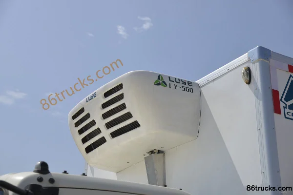 Sinotruk HOWO Hanjiang 130 ch 4X2(6 roues) camion frigorifique 4 m (China VI) (marque Luye) Carrosserie (2) | 86Trucks