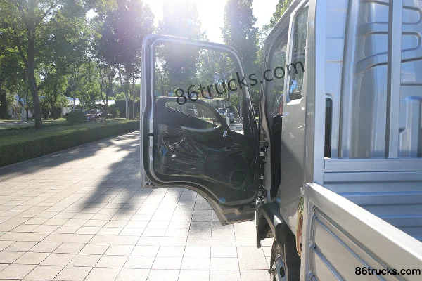 Foton Shidai Linghang M6 160 ch 4X2(6 roues) 3,82 m camion léger à ridelles, cabine demi-avancée (China VI) (1) | 86Trucks