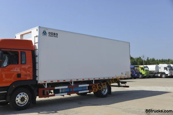 Sinotruk Sitrak G5 250hp 4X2(6 wheels) Refrigerated Truck (Luye Brand) Body (1) | 86Trucks