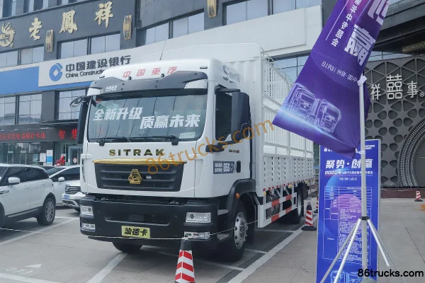 Sinotruk Sitrak G5S Luxury Edition 270hp 4X2(6 wheels) 6.8m AMT Automatic Cage Cargo Truck Exterior (3) | 86Trucks