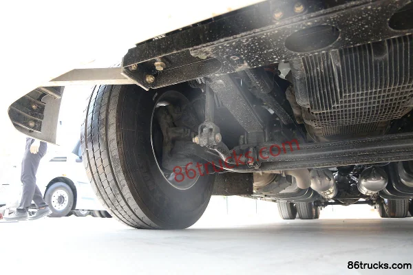 SHACMAN Commercial Vehicle Zhide·Yan High-End Edition 560hp 6X4(10 wheels) AMT Automatic Long-Nose Tractor Truck (China VI) Chassis (2) | 86