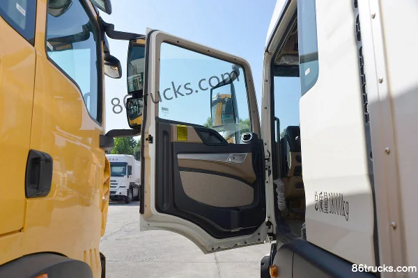 Sinotruk HOWO TX 250ch 4X2(6 roues) camion frigorifique (marque Lvye) Cabine (1) | 86Trucks