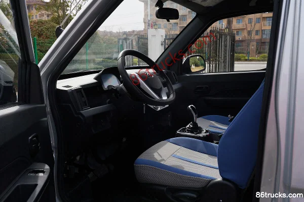 Guoji Daxiang G40-L 2.7T 3.1 m cabine simple camion plateau électrique pur 41.86 kWh 4X2(6 roues) Intérieur (2) | 86Trucks