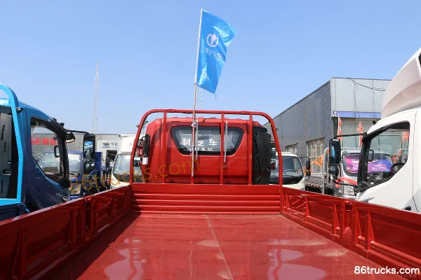 Feidi W5 150 ch 4X2(6 roues) camion léger à plateau simple 4,18 m (China VI) Carrosserie (3) | 86Trucks