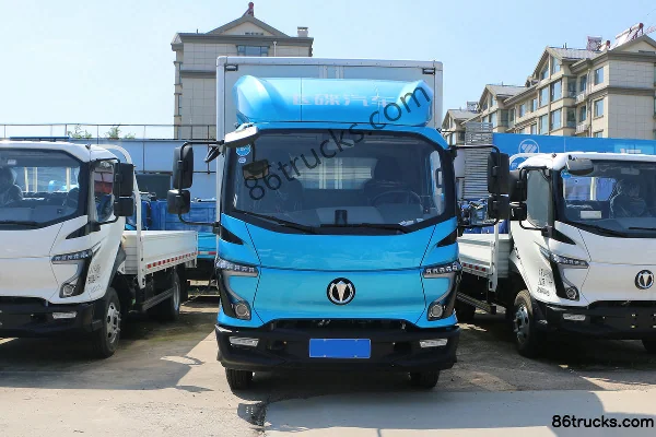 Feidi W5 156 hp 4X2(6 wheels) 4.18m Single Row Van Light Truck (China VI) Exterior (2) | 86Trucks