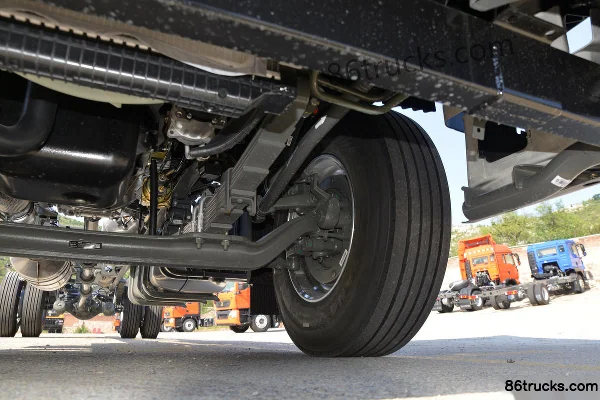 Sinotruk HOWO TX 250hp 4X2(6 wheels) 8.6m box cargo truck (China VI)(8-speed) Chassis (3) | 86Trucks