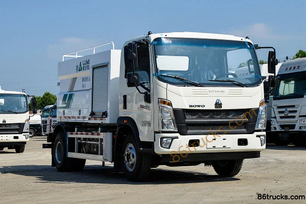 Sinotruk Jinan Sinotruk (Lvye Brand) Jinan Sinotruk (Lvye Brand) Cleaning Truck
