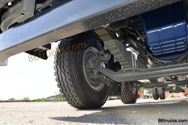 Sinotruk HOWO TX 310 hp 6X2(8 wheels) 9.6 m stake truck (China VI) Chassis (2) | 86Trucks