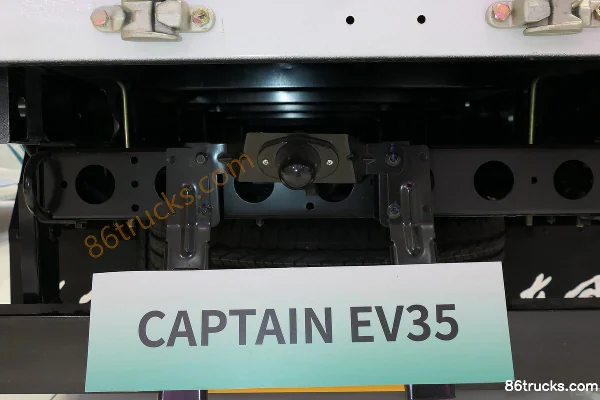Dongfeng EV35 4.2m Single Row Pure Electric Van Micro Truck 66.8kWh 4X2(6 wheels) Chassis (3) | 86Trucks
