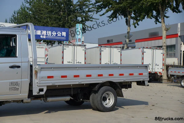 Foton Xiangling V2 1.6L 122 hp 4X2(6 wheels) gasoline 3.3m single-row flatbed mini truck Body (1) | 86Trucks