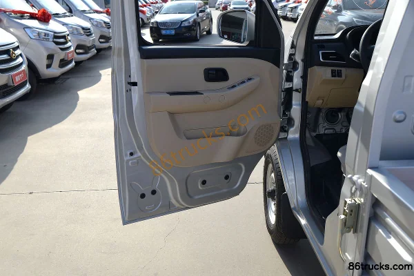 Changan Kuayue Wang X1 2.84T 3.05m cabine simple micro camion électrique pur à ridelles 41.86kWh 4X2(6 roues) Intérieur (2) | 86Trucks