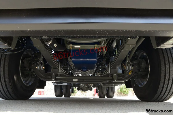 Sinotruk HOWO TX heavy truck 400hp 4X2(6 wheels) tractor truck Chassis (1) | 86Trucks