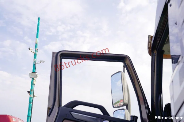 FAW Jiefang Qingdao JH5 Heavy Truck 460 hp 6X4(10 wheels) AMT Automatic Tractor Truck Cab (2) | 86Trucks