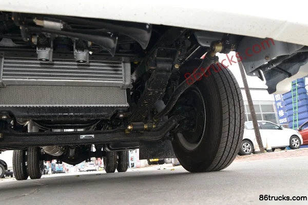 Feidi V6 2.5L Diesel 176hp 4X2(6 wheels) Fast Gear 8-Speed 4.15m Single Row Van Light Truck Chassis (3) | 86Trucks