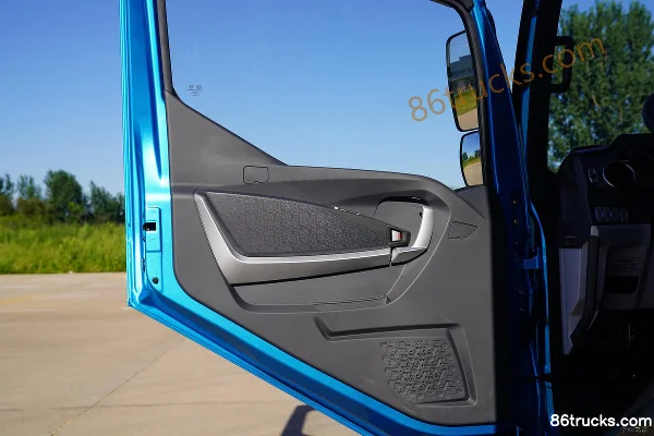 Feidi HW5 4,16 m cabine simple camion léger fourgon hybride rechargeable 17,5 kWh 4X2(6 roues) Intérieur (3) | 86Trucks