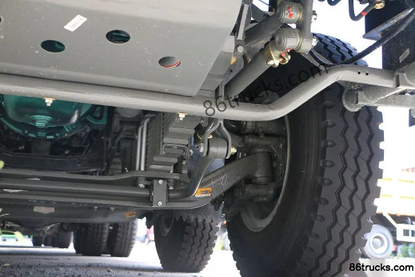 Sinotruk HOWO-7 375hp 8X4(12 wheels) 7.6m Dump Truck Chassis (3) | 86Trucks