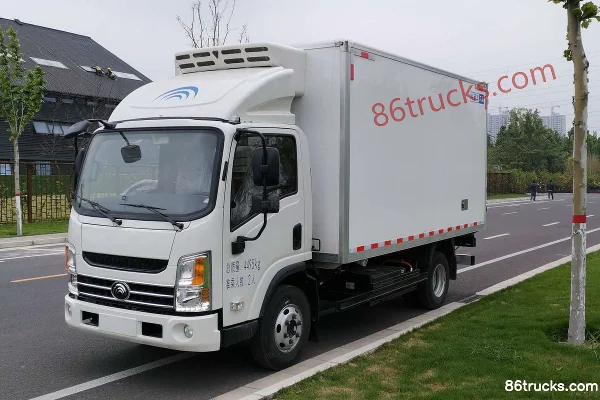 Yutong Medium Body 4.5T 3.95m Electric Refrigerated Truck 90.236kWh 4X2(6 wheels) Exterior (3) | 86Trucks