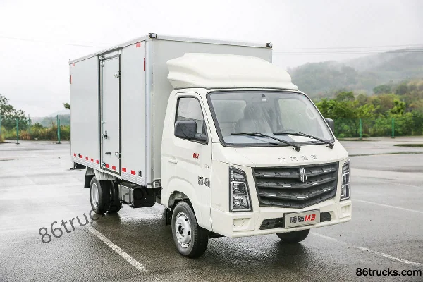 BAIC Ruixiang Boteng M3 Comfort 2.0L 123hp 4X2(6 wheels) Gasoline 3.71m Single Row Van Truck (China VI) Exterior