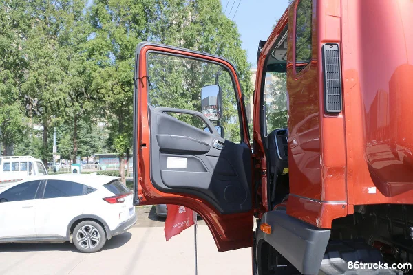 Foton Big Diamond ES7 270 hp 8X4(12 wheels) 7.2m dump truck Cab (1) | 86Trucks