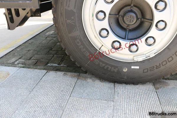 Foton Big Diamond ES7 270 hp 8X4(12 wheels) 7.2m dump truck Chassis (3) | 86Trucks