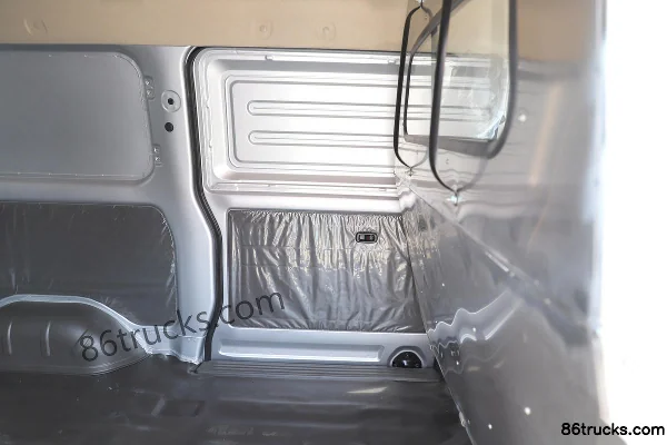 Wuling Rongguang S 76hp 1.2L gasoline 2-seat 1.95m enclosed van (China VI) Cargo Box (2) | 86Trucks